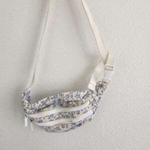 Floral Cream and Blue Women's Bag